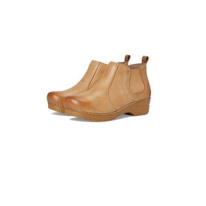 Dansko Frankie ankle booties in Honey- size 39 (8.5-9)
